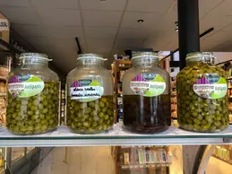 368-olive-verte-denoyaute-olive-noir-olive-verte-a-l-ail-olive-au-amande-1.webp